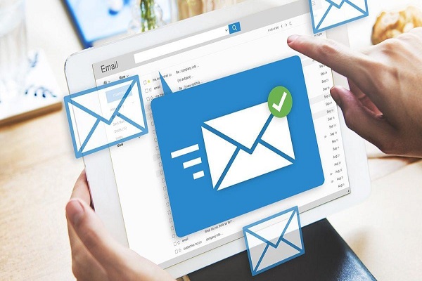 Gửi email tuyển dụng: Chuyện nhỏ mà không nhỏ